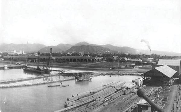 Honolulu waterfront c. 1905